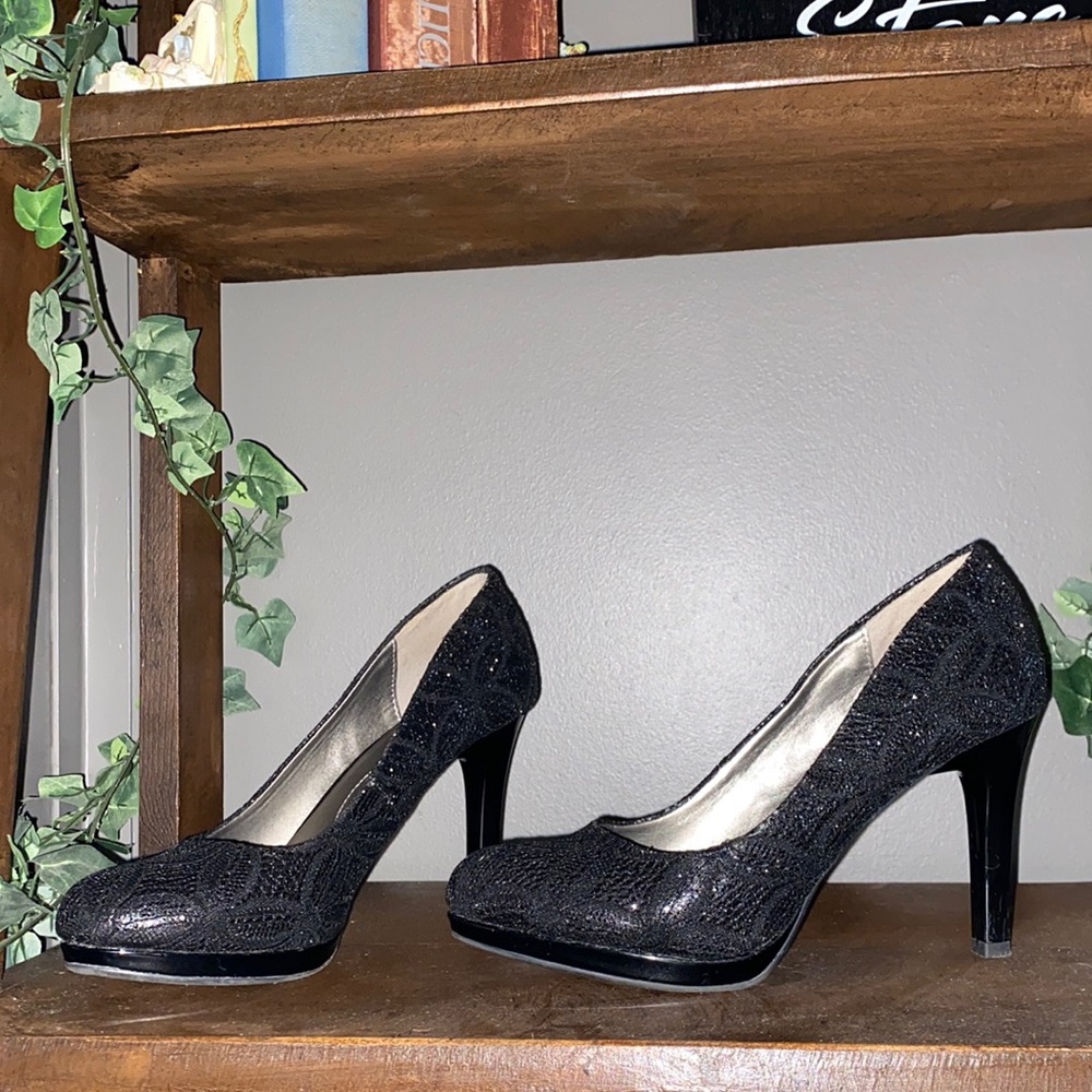 size 8 1/2 women’s black Bandolino heels, used